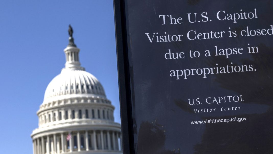 Government shutdown costs $400M daily for 750,000 furloughed workers