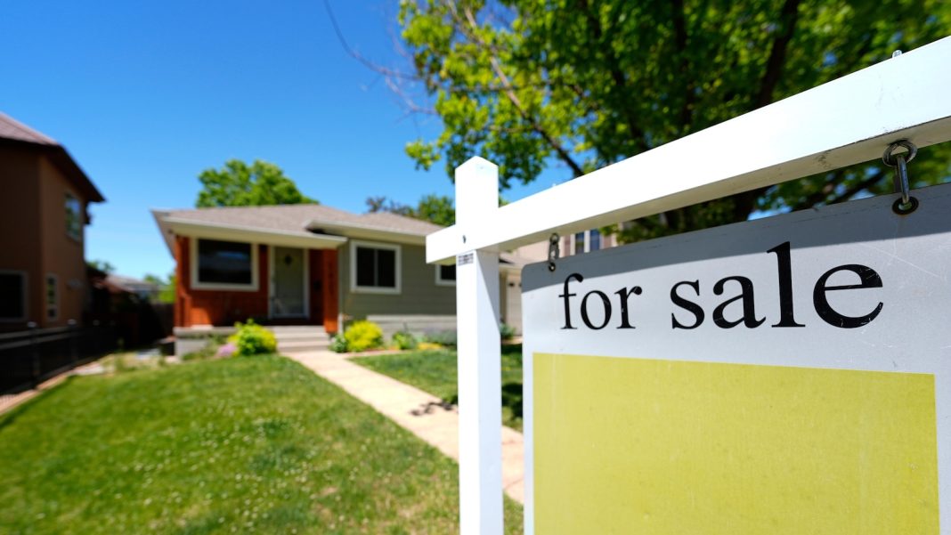Average US long-term mortgage rate ticks up to 6.22% after four straight weekly declines