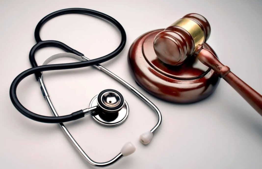 Doctors' liability premiums rise for 7th straight year: AMA